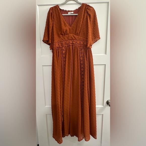 in loom Dresses & Skirts - Chic Rust Orange Midi Dress